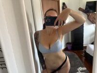 sexy_angy's Offline Chat Room