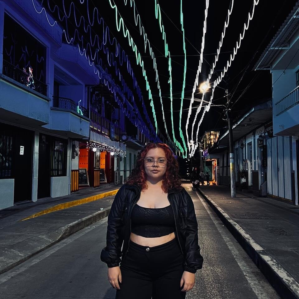 watchgirlcam.com _savka_ livesex profile in trimmed cams