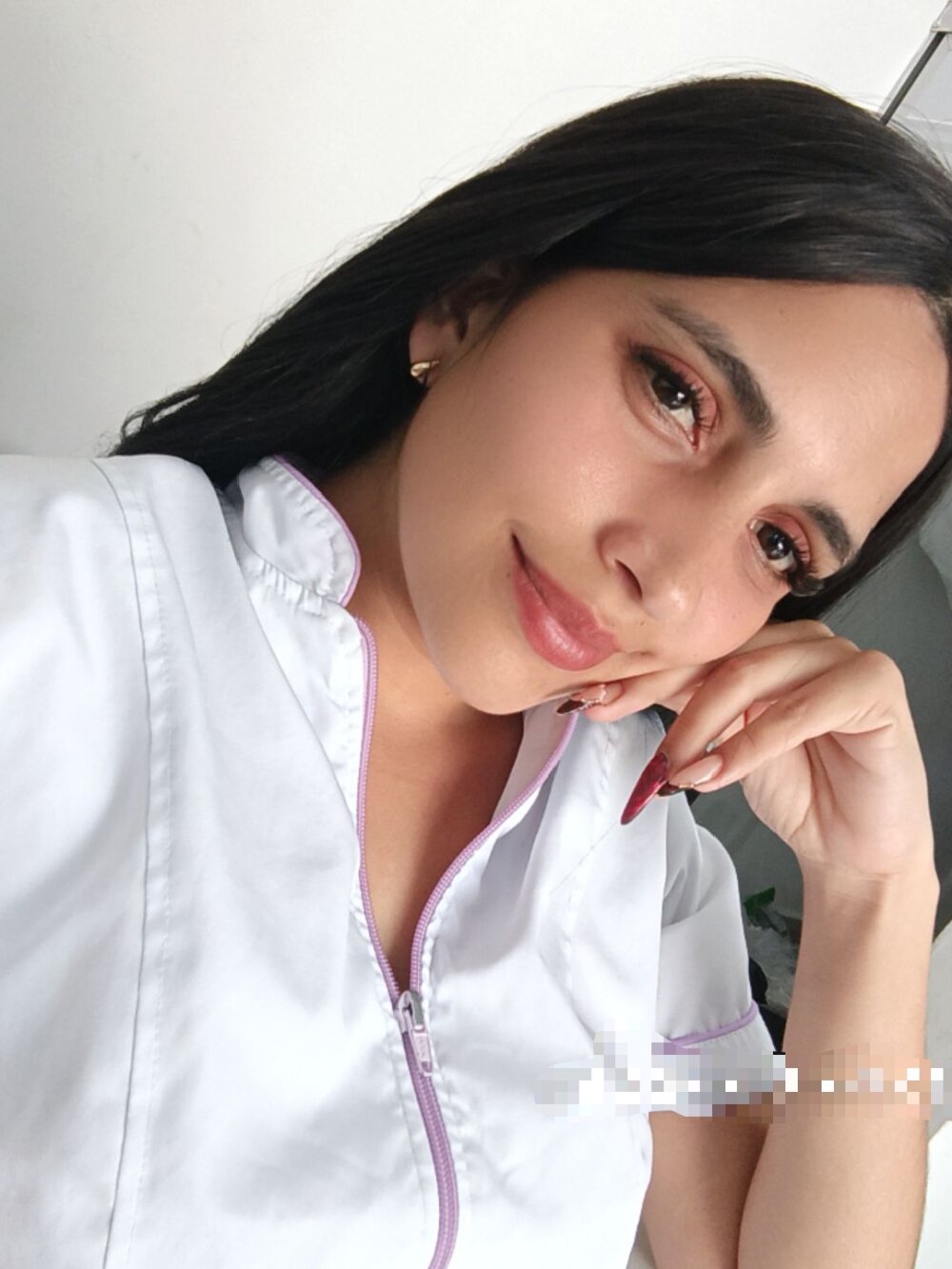 stripchat amely2025 webcam profile pic via amateursex-livecam.com