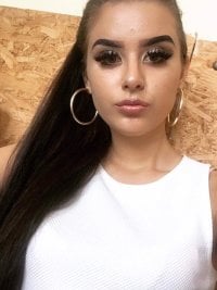 Beckychick's Offline Chat Room