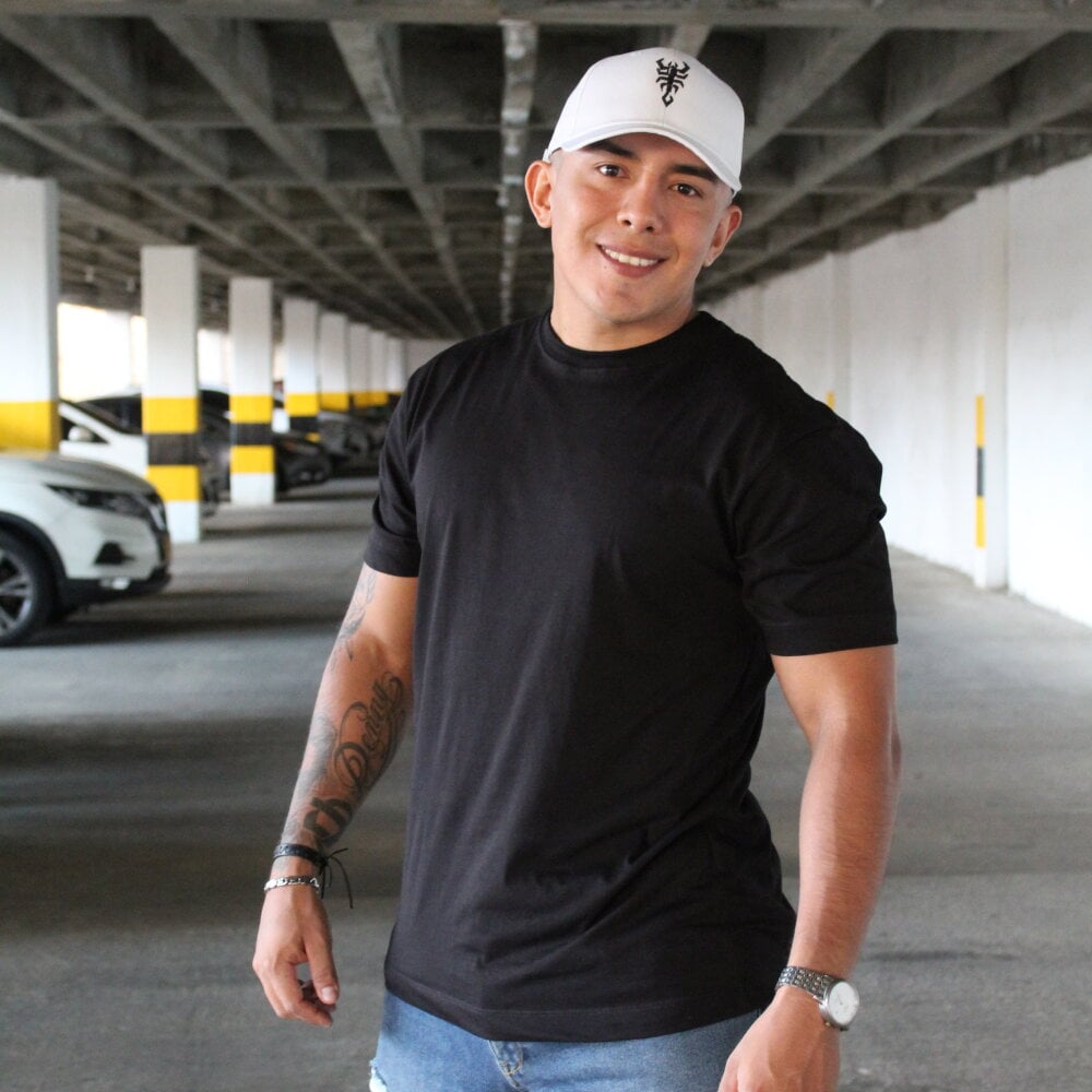 thomas_mendoza profile