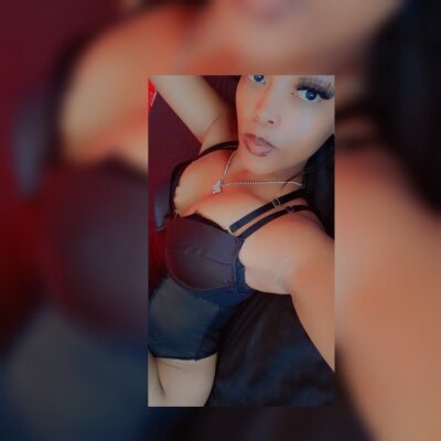 bubblyju24 from stripchat