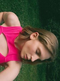 PollyDutton Adlı Modelin Çevrimdışı Sohbet Odası