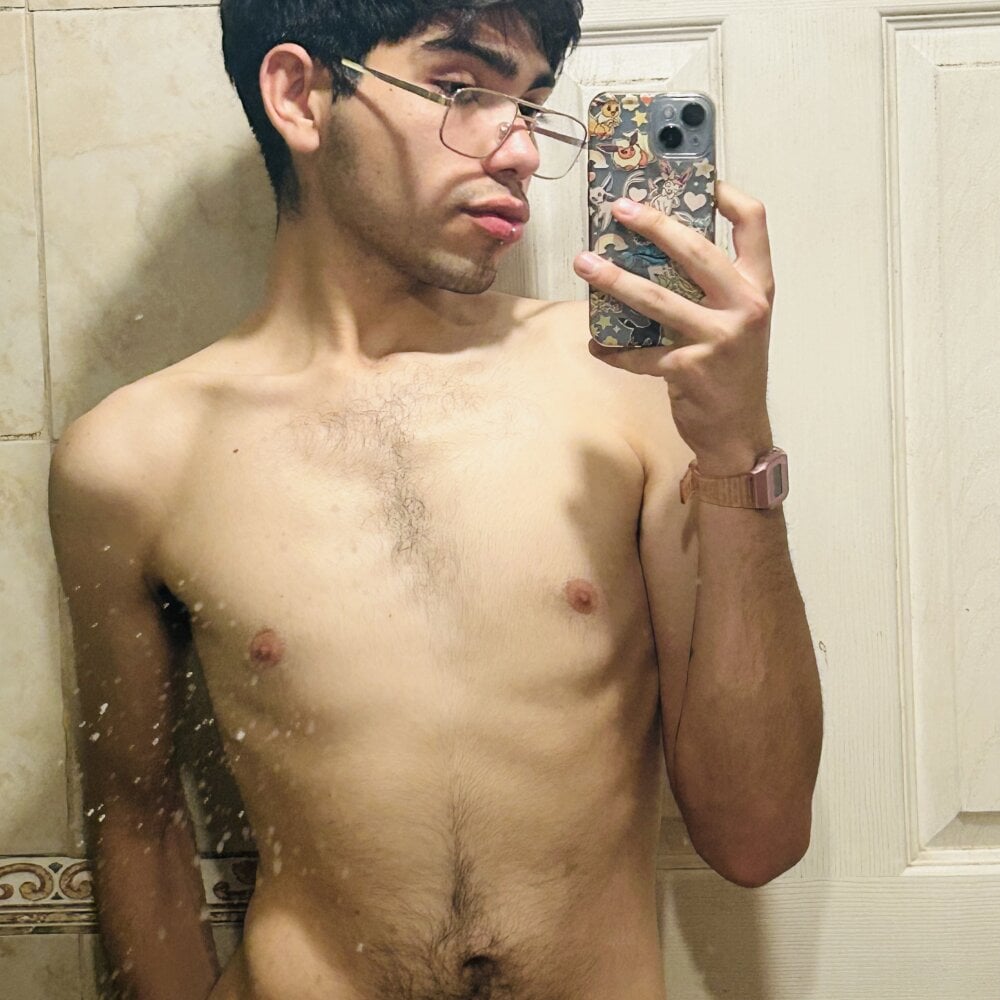 Sebaxxx2004's Offline XXX Chat