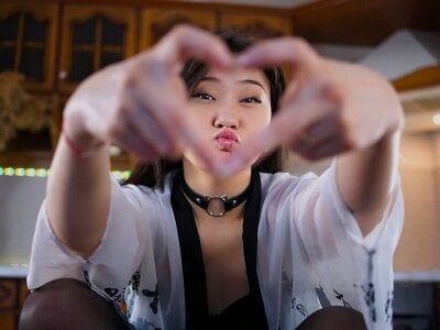 Renochka - Stripchat Lovense Blowjob Cam2cam Girl 