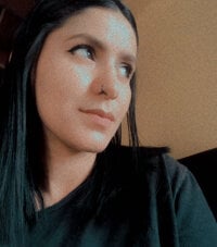 coco_elle's Offline Chat Room