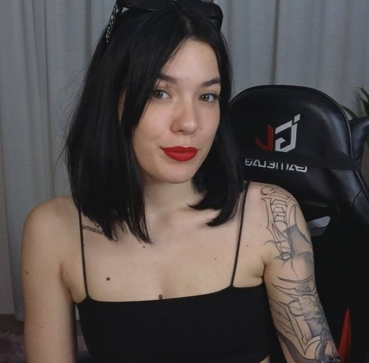 SupremeSiren profile