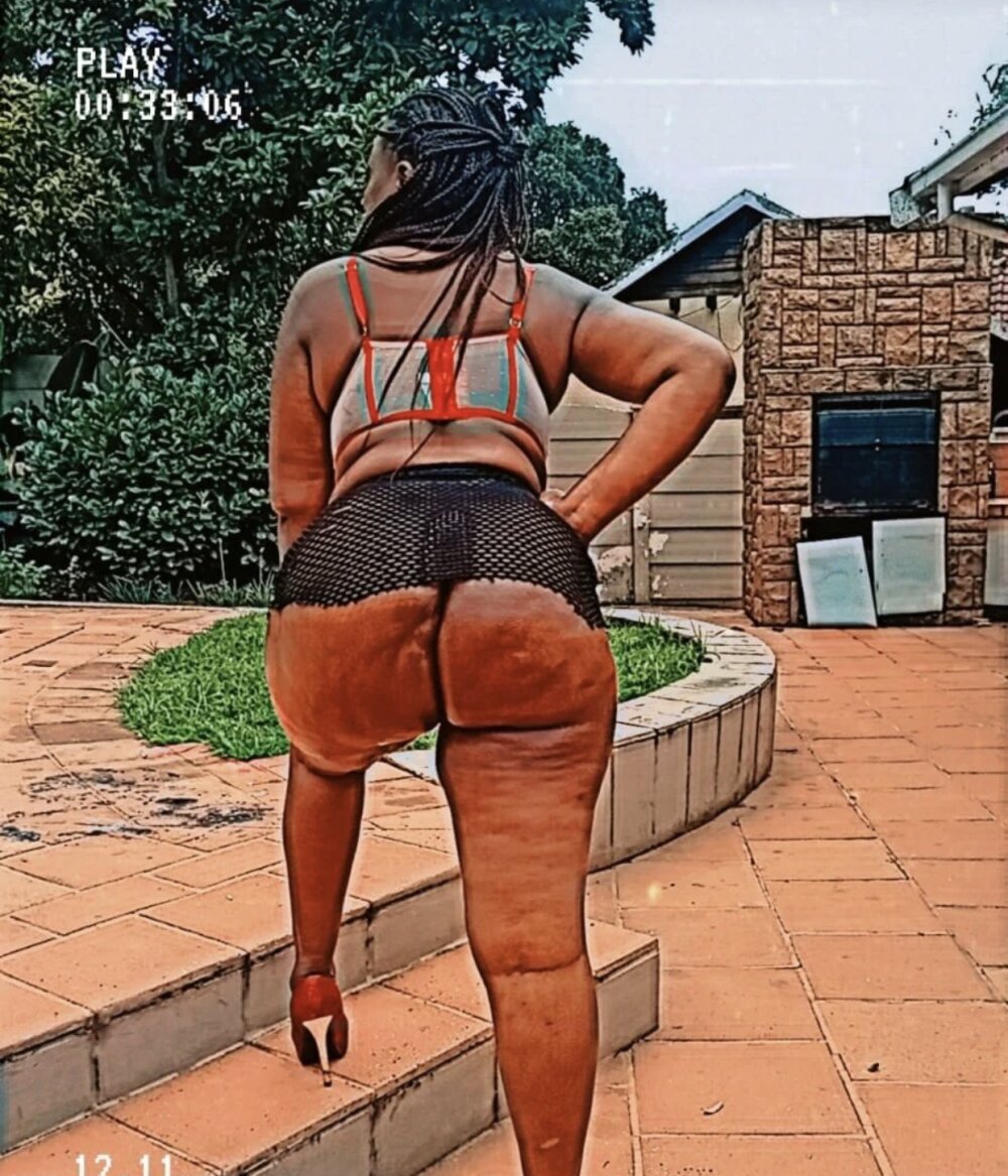 دردشة Ebonysteph الجنسية دون اتصال