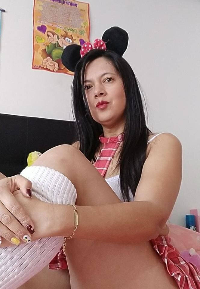 Alexxawinter profile