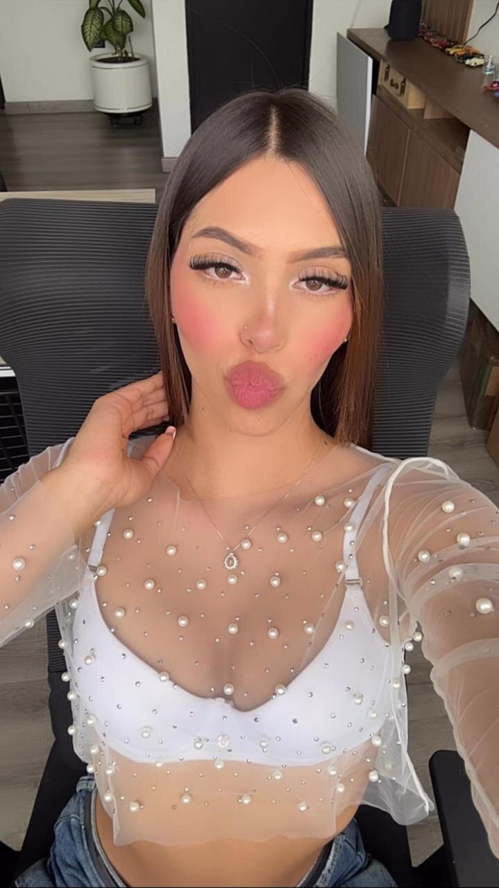 Chloe__Watson