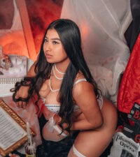 Offline chatovací místnost Sara_Adams__