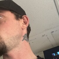 ClutchZaddy's Offline Chat Room