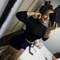 Sara__Lopez's Offline XXX Chat