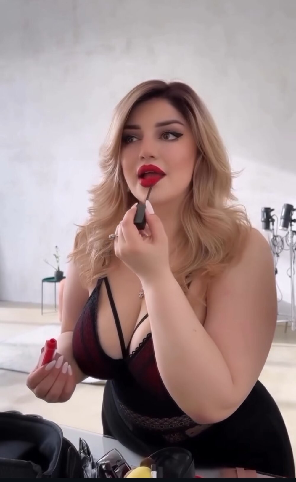 Rafif-Sex: συνομιλία ΧΧΧ εκτός σύνδεσης