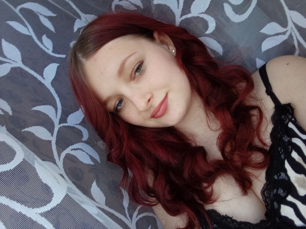 stripchat mirasoliss webcam profile pic via maturelivesexcams.com