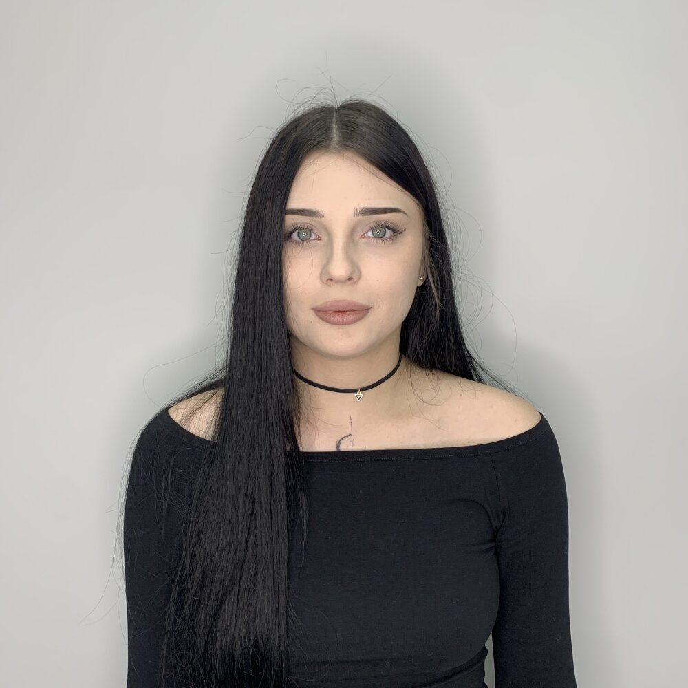 AislyFoard profile