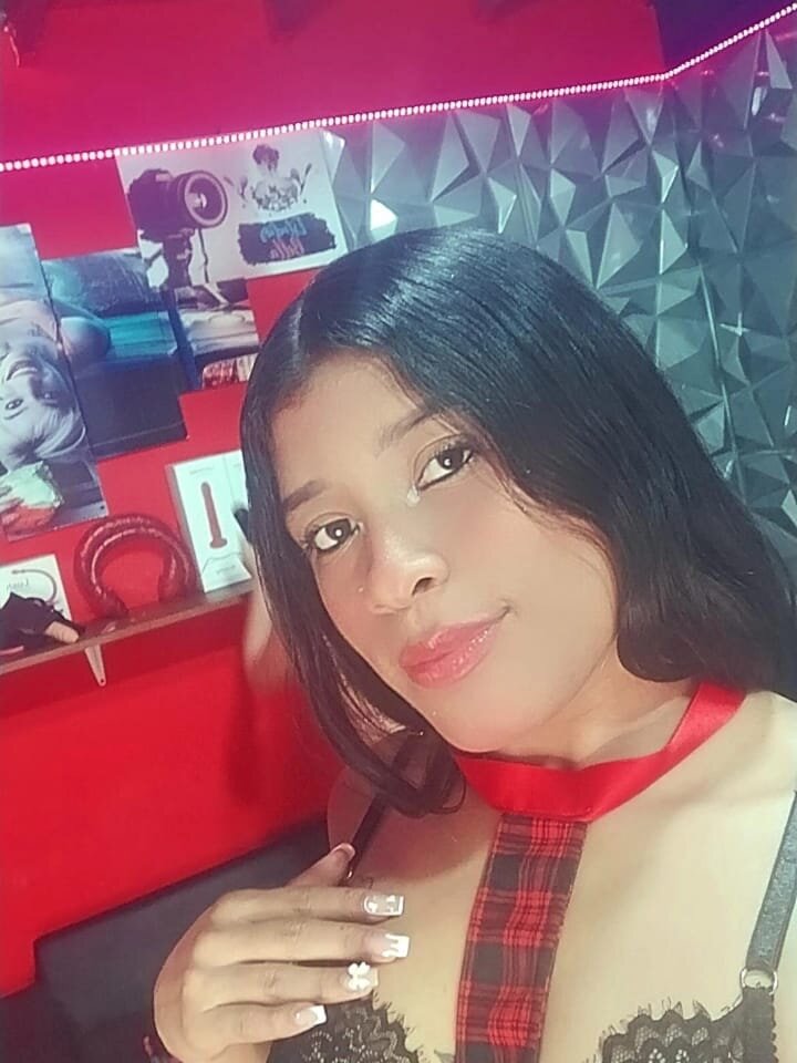 Rochell_Duck's Offline XXX Chat