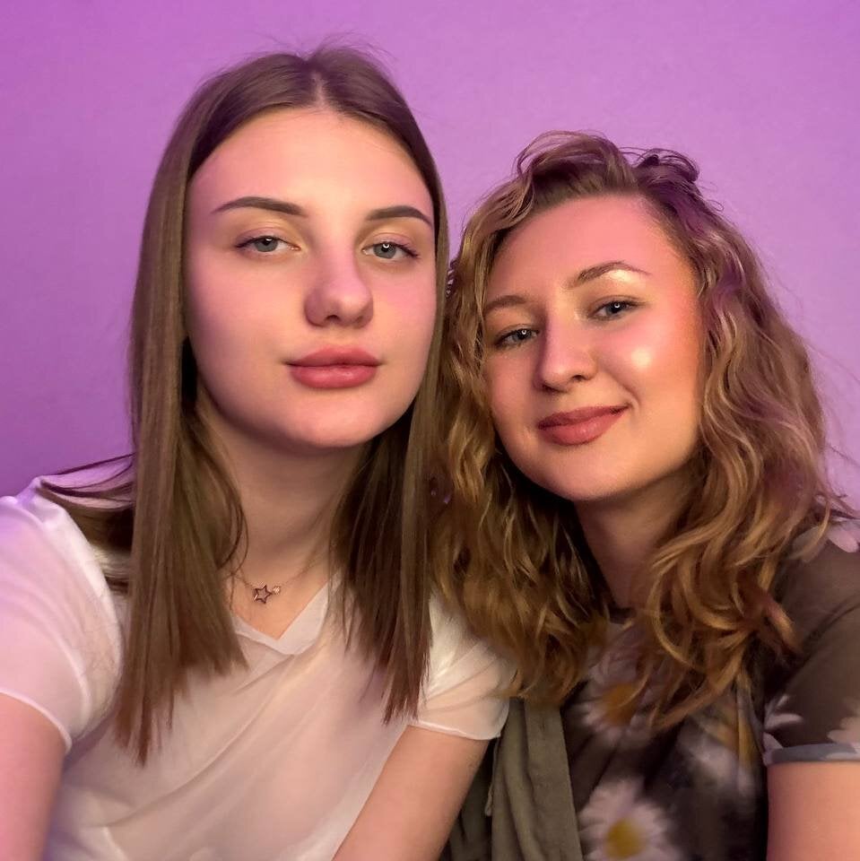 SibleyBlong's Offline Chat Room