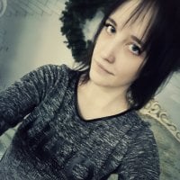 QueenDiana's Offline Chat Room