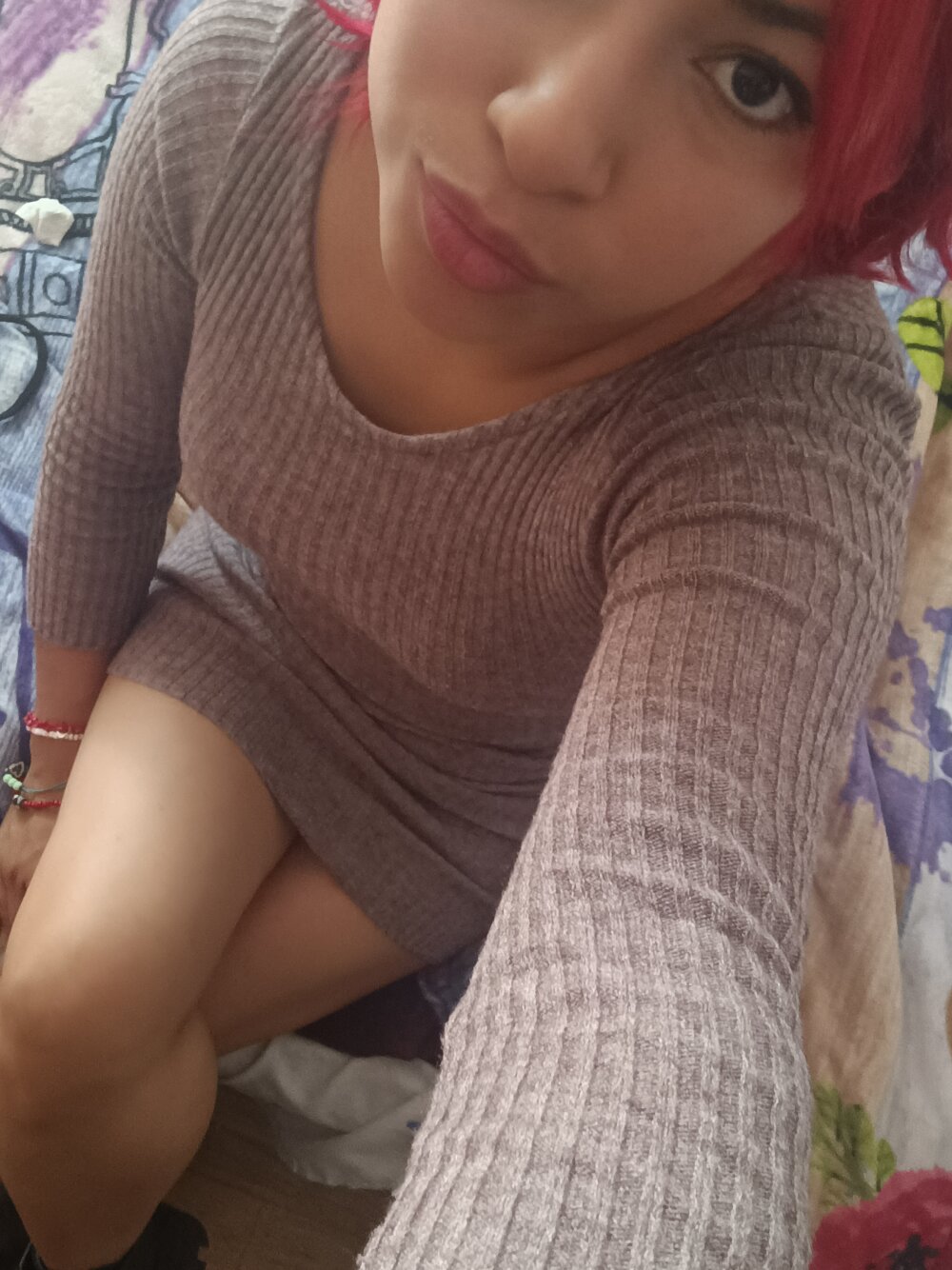 Live sex webcam photo for Sexyfiregirl #289984485