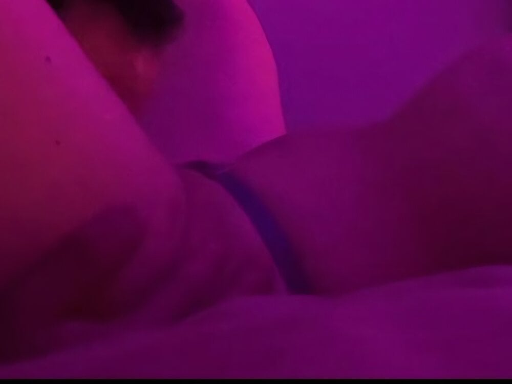 Goddessandherdumbslut Adlı Modelin Canlı XXX Sohbeti