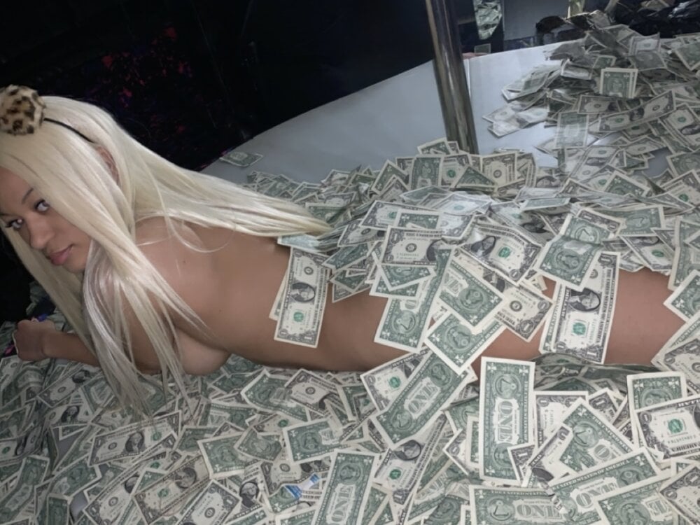 onaircams.com sassydolphin livesex profile in united-states cams