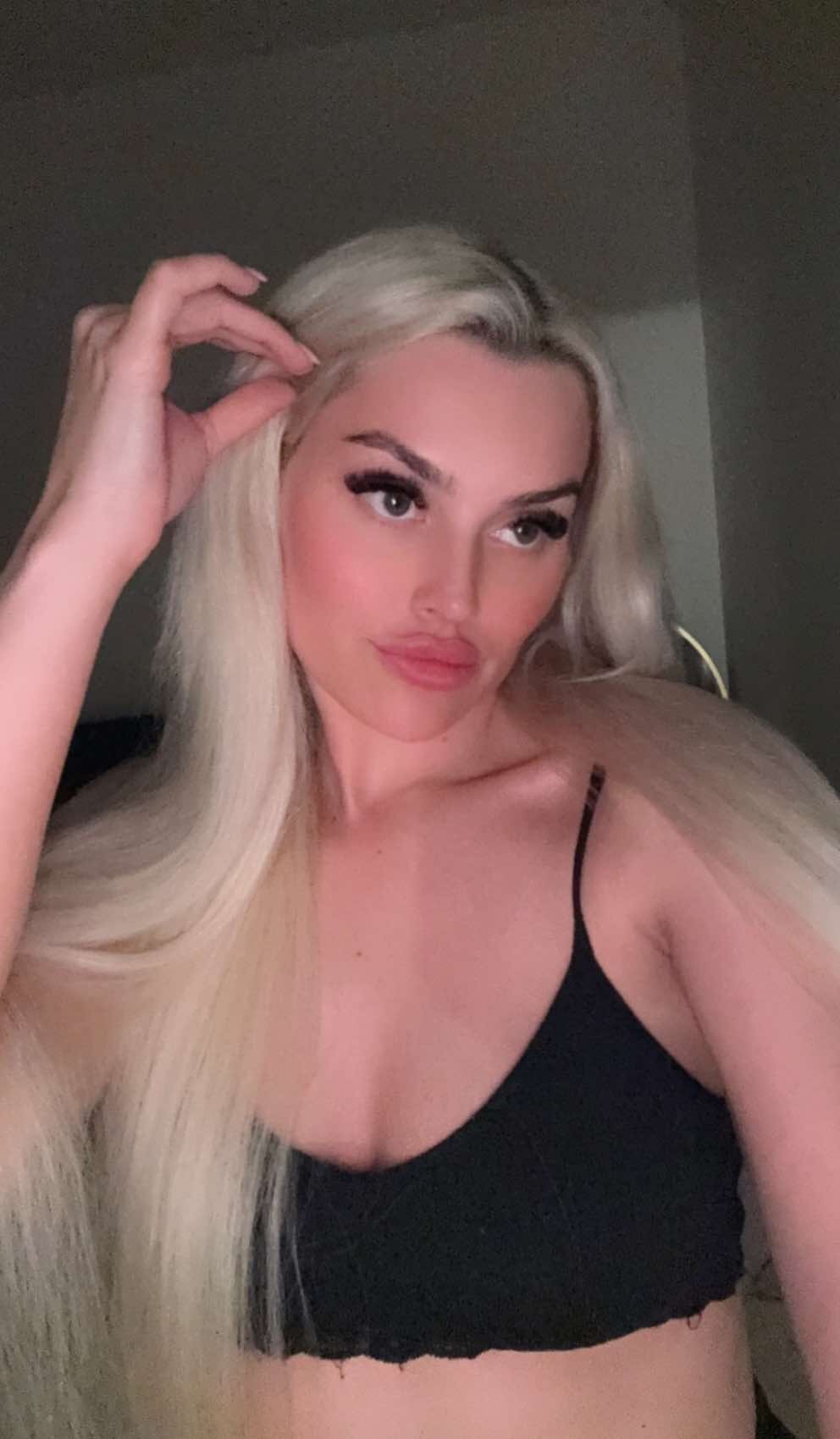 VeronicaBlondeX