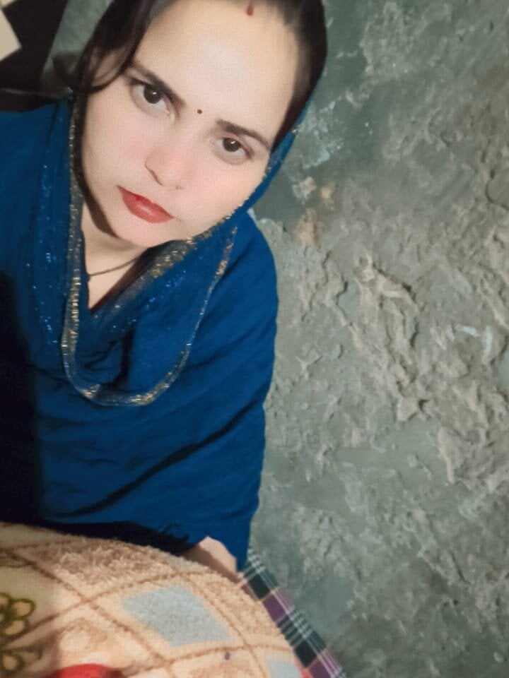 cam-performer.com pritu675 livesex profile in adriens-world cams