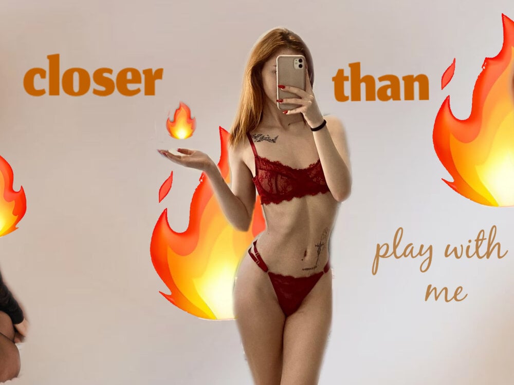 iluvcams.com foxychpoxi livesex profile in hazel-eyes cams