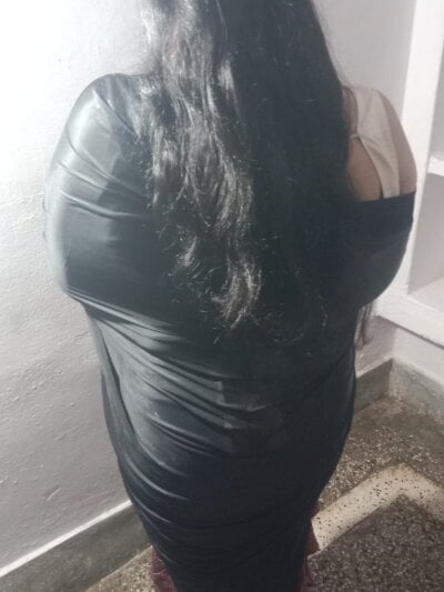 Pari999 - big ass indian