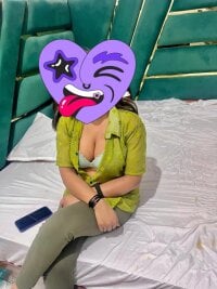 kritika12345's webcam live show