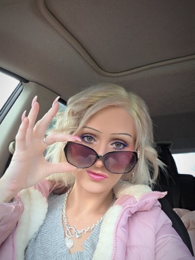 beautifulme23 on StripChat