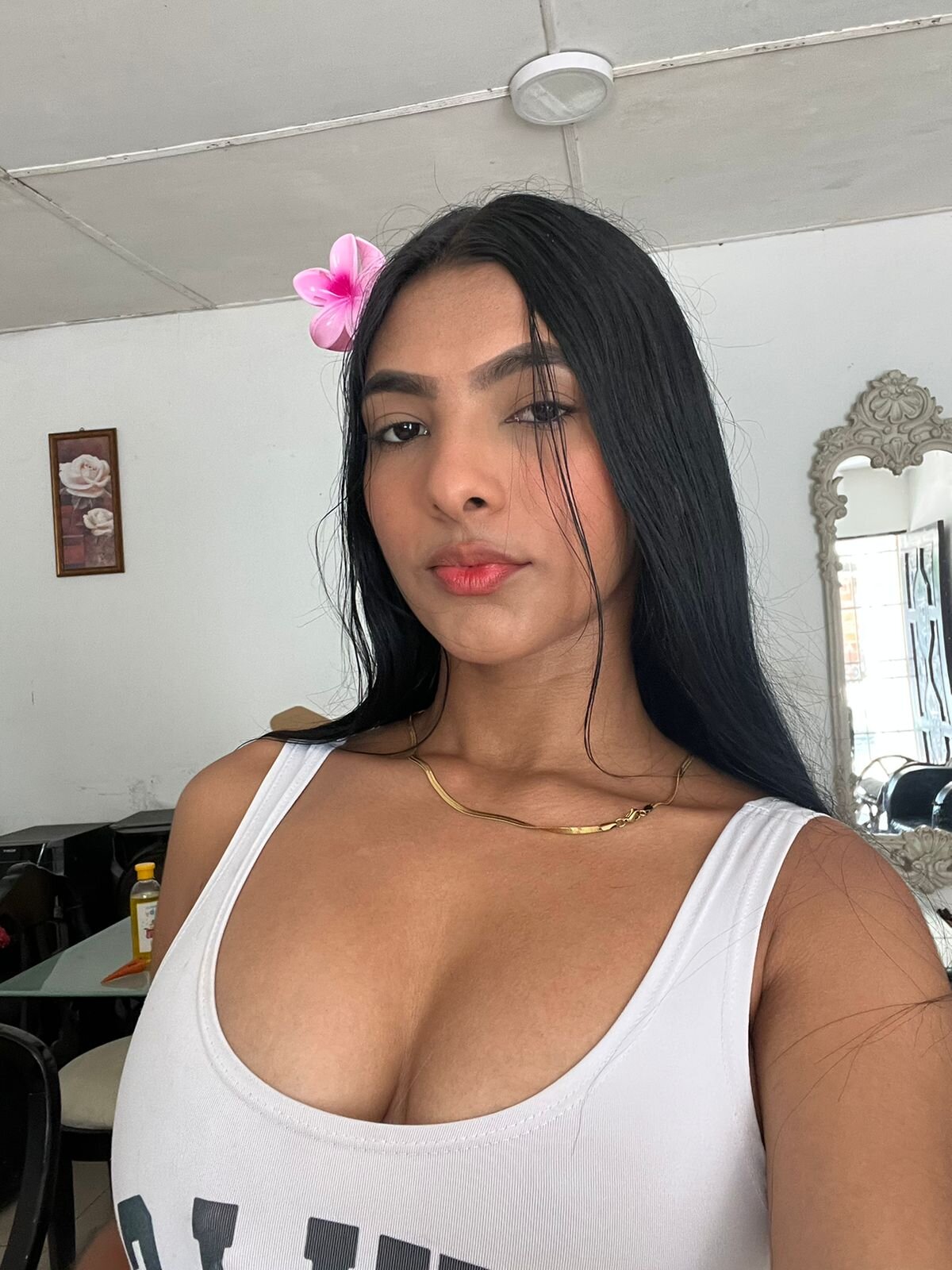 amanda_brunette