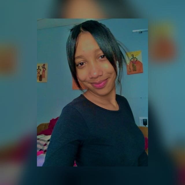 stripchat moneyaya20 webcam profile pic via maturelivesexcams.com