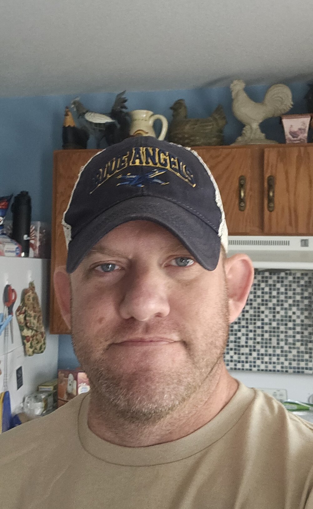 iceman198244 from stripchat