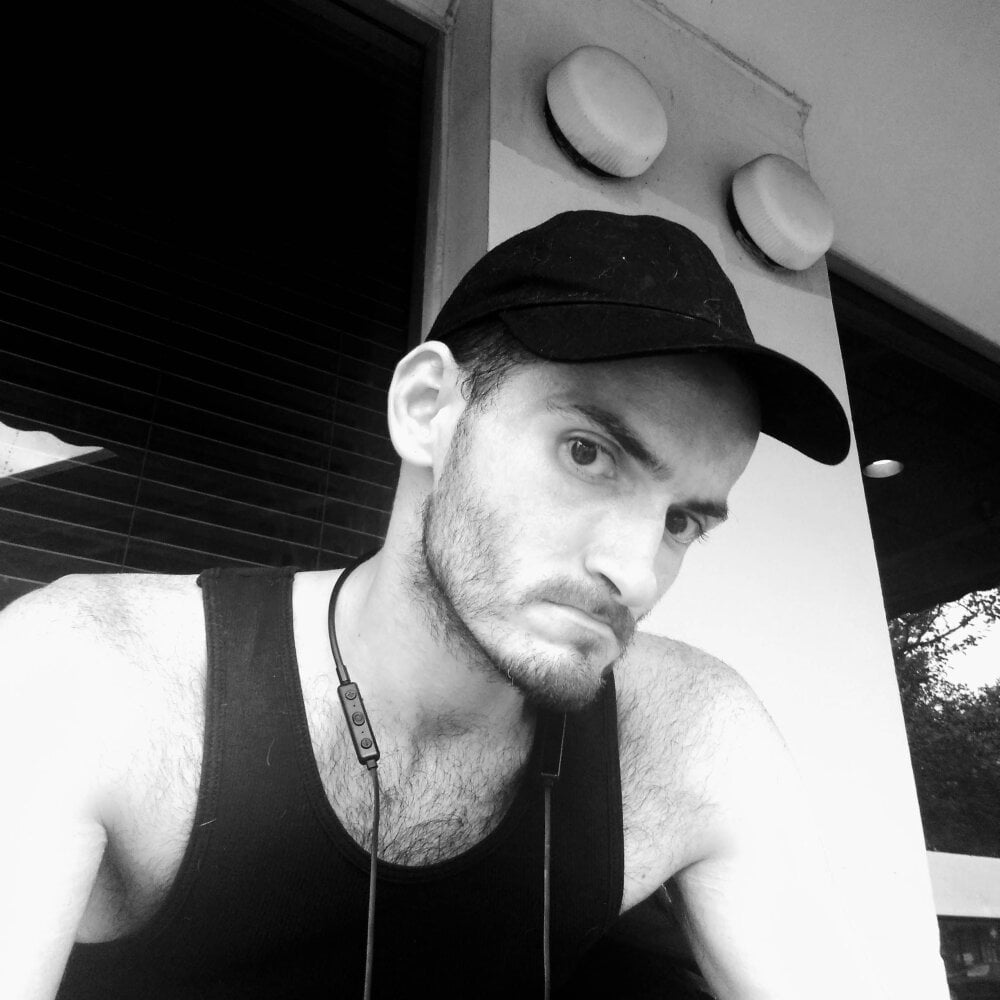 Daddydicker90 profile