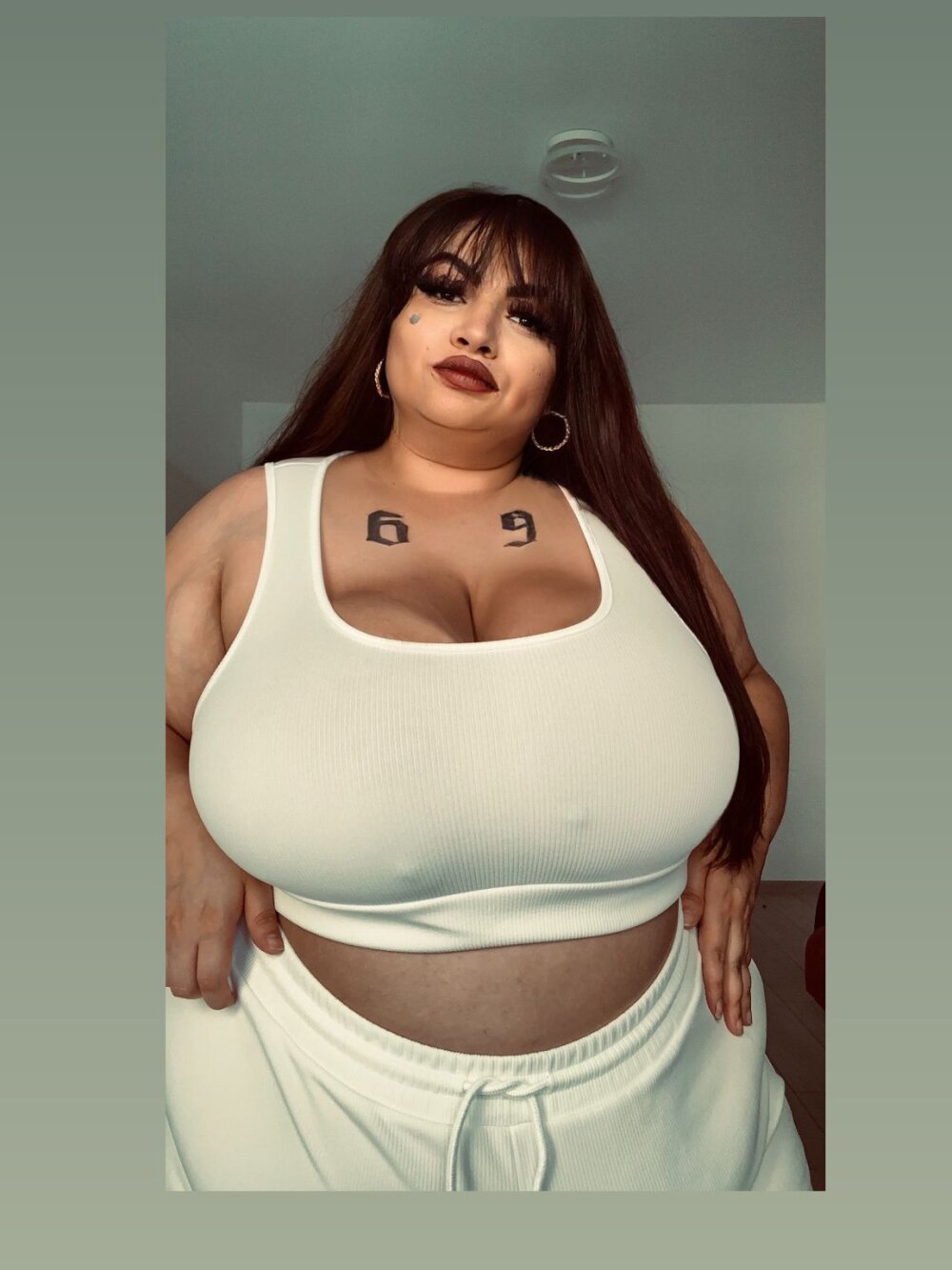 Bigassbiggertitss profile