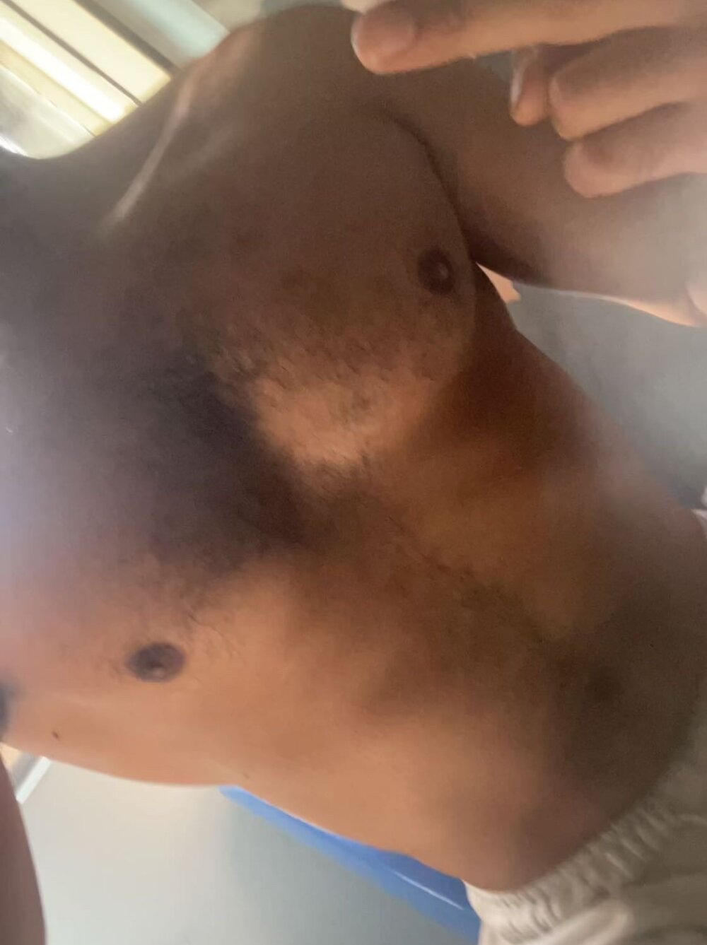 parisien9375 from stripchat