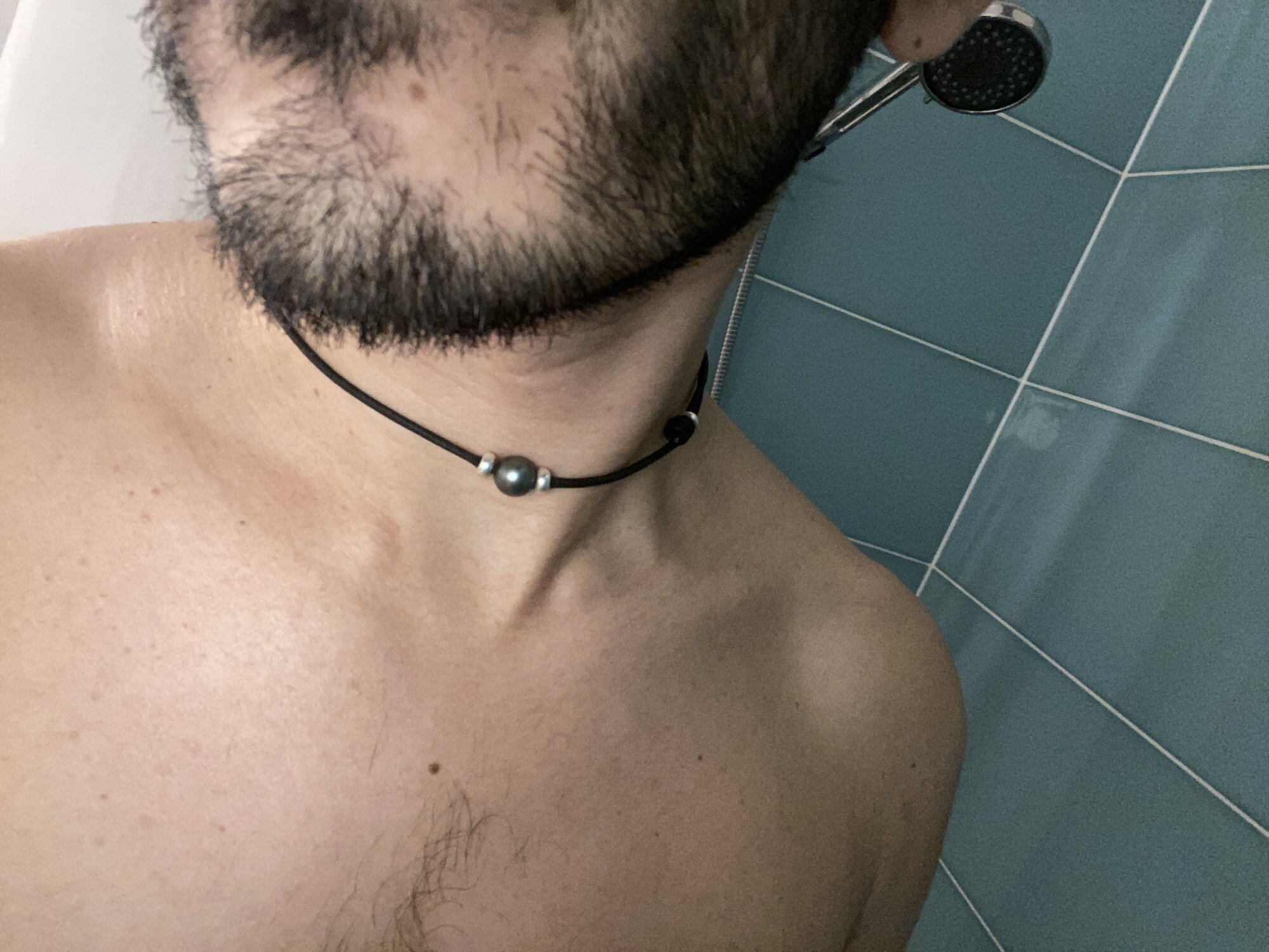 Hot_Meneo