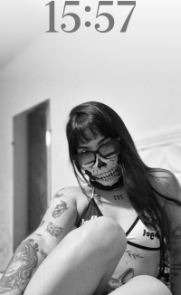 Sugar_baby0's Offline Chat Room