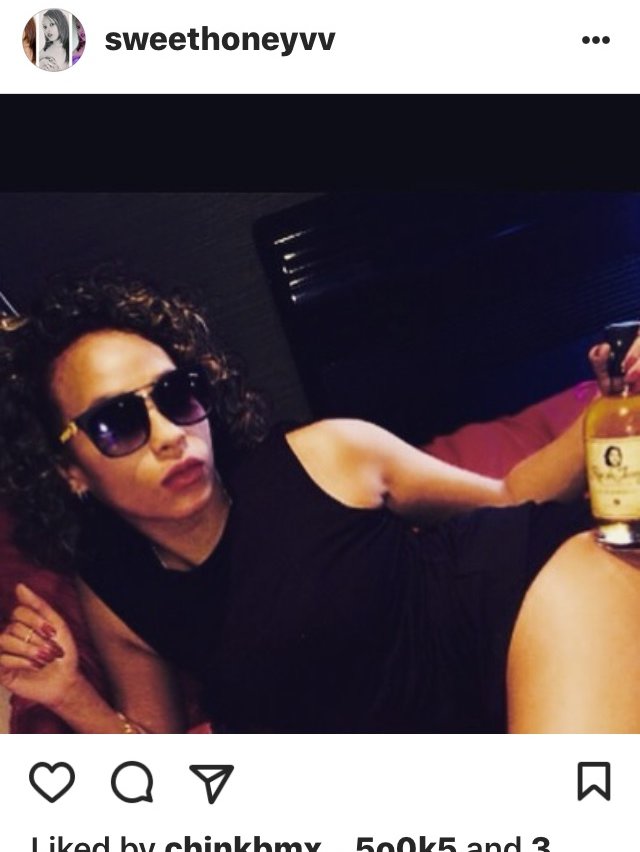 tasharna-camrons' Offline XXX Chat