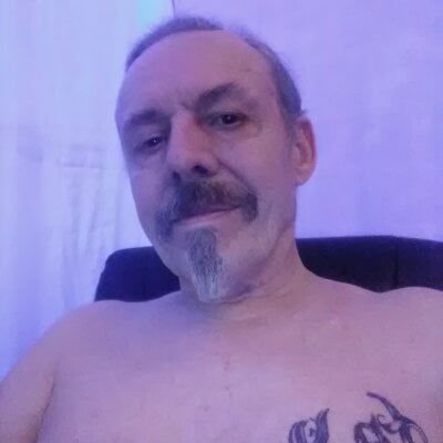 Richy__Rich_ Male Shaved Sex Webcam