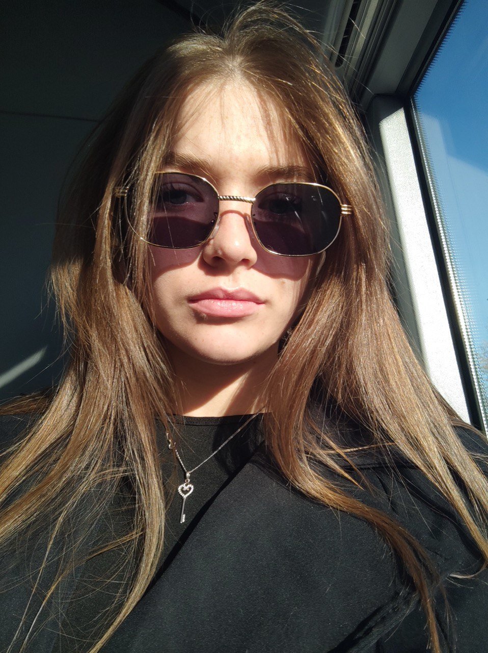 Luna_Rove
