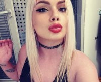 Russianlady's Offline Chat Room