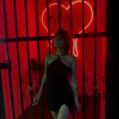 maddy_kraviiz from stripchat