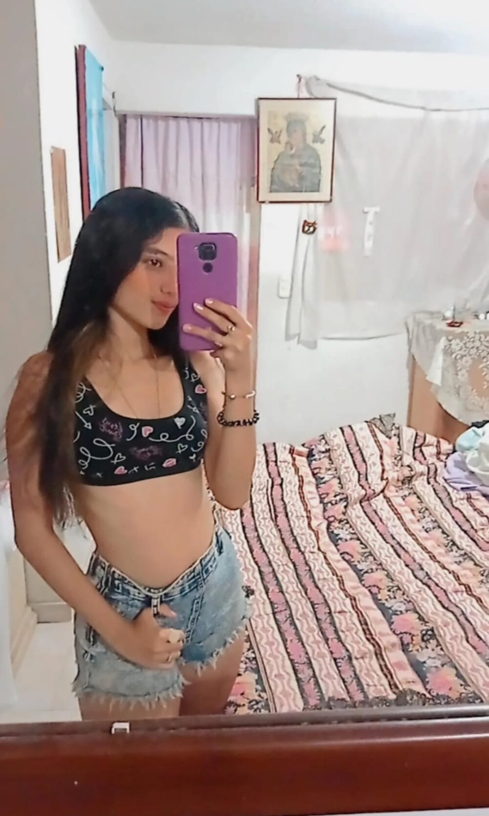 Live sex webcam photo for cristal0615 #288420449