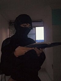 habiba_ahmad's Offline Chat Room