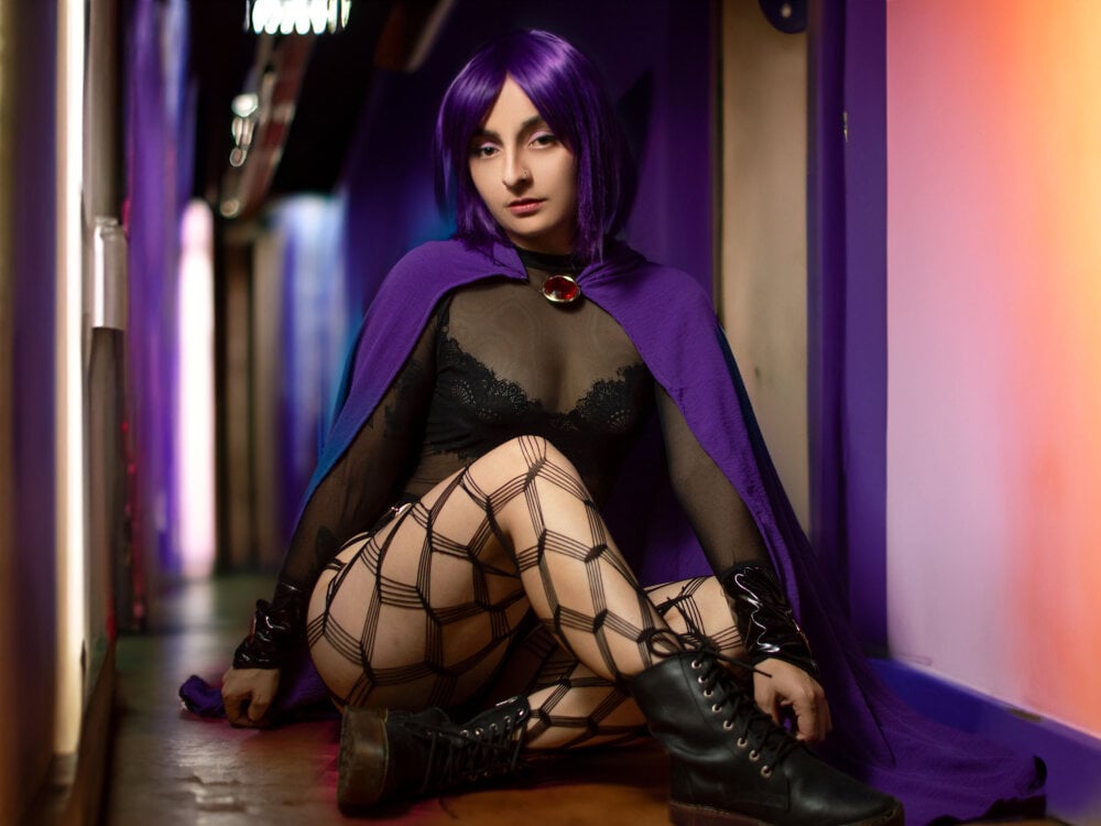 KARINNA_RAVEN profile