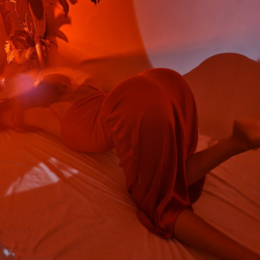 Live sex webcam photo for Nikol-JE #289926451