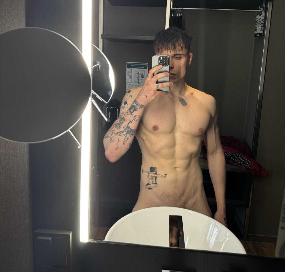 rex444xx's most recent online preview